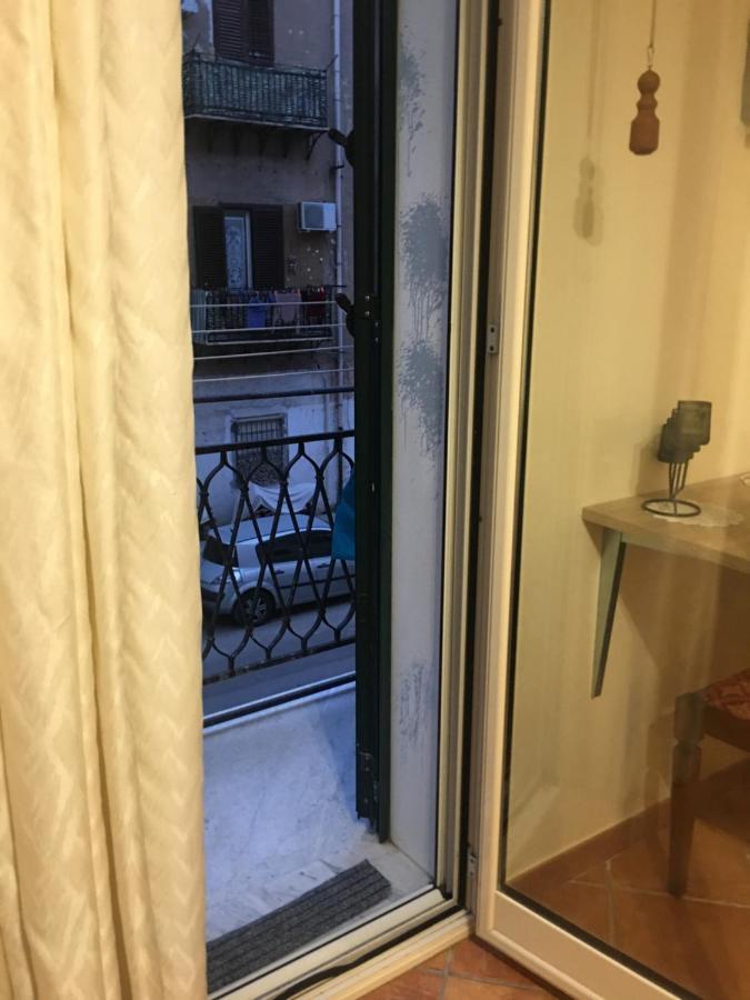 Bilocale Serpotta Di Mary& Gio Daire Palermo Dış mekan fotoğraf